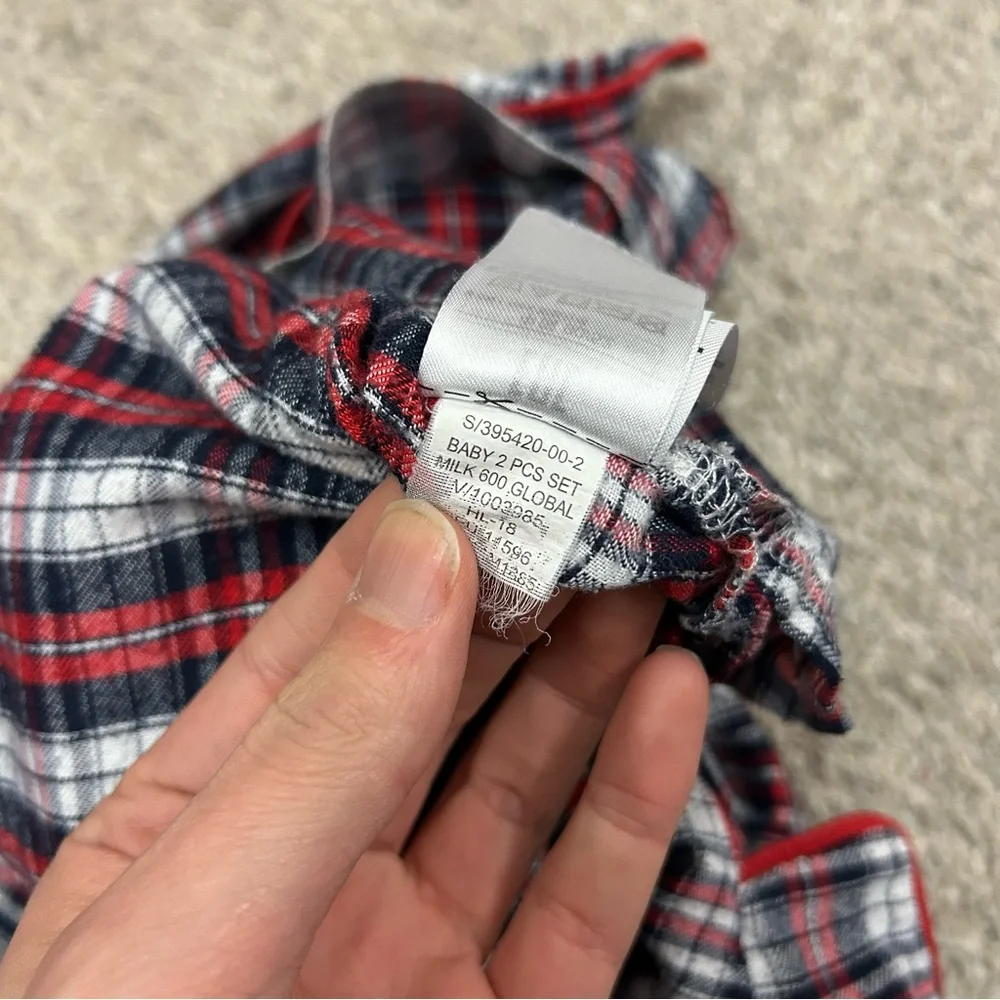 GAP comfortable plaid